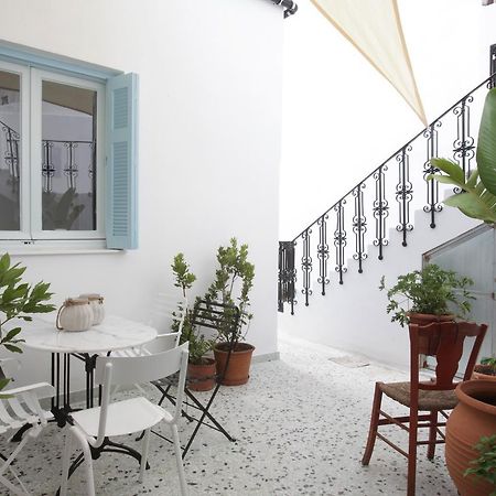 Live In Athens, Thiseio Historic House Eksteriør billede
