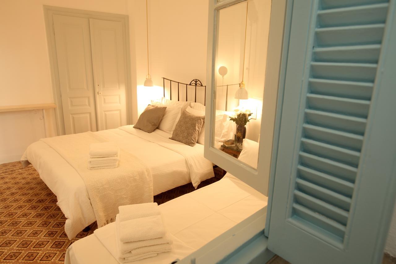 Live In Athens, Thiseio Historic House Eksteriør billede