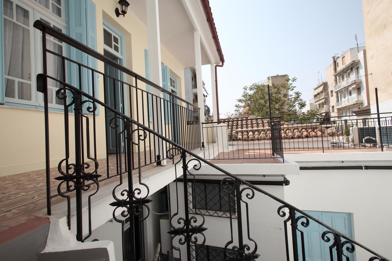 Live In Athens, Thiseio Historic House Eksteriør billede