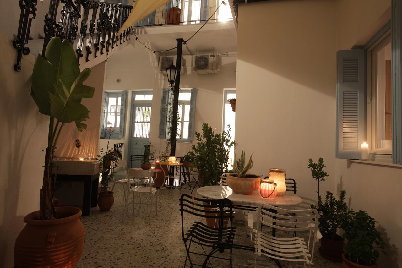 Live In Athens, Thiseio Historic House Eksteriør billede