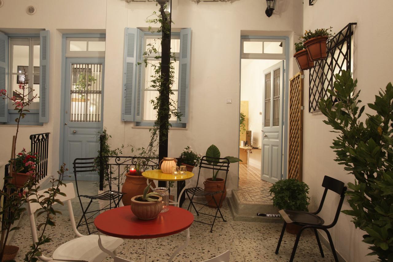 Live In Athens, Thiseio Historic House Eksteriør billede